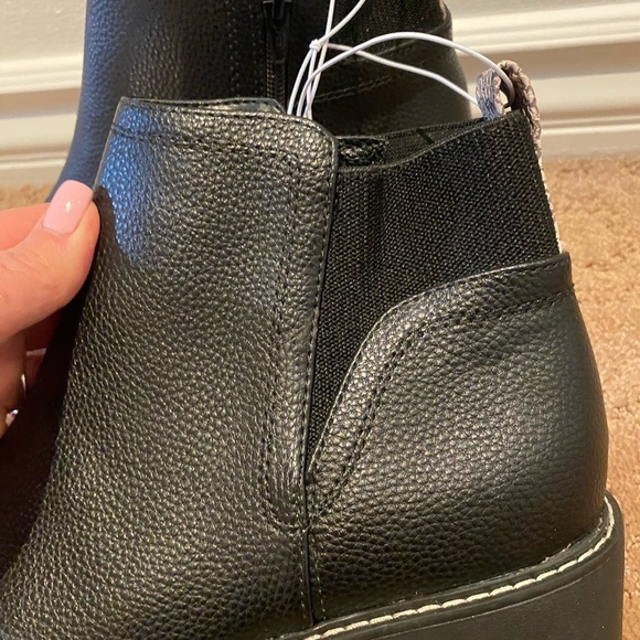 Universal thread women’s Black Ankle Boots Zipper New size 10 stylish comfort - Picture 6 of 15